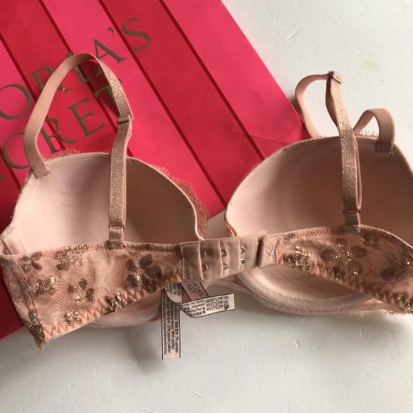 VICTORIAS SECRET DREAM ANGELS DEMI BRA SIZE 32D - Picture 2 of 15